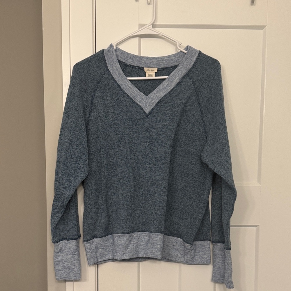 Yelete Blue V-Neck Sweater with Light Gray Accents